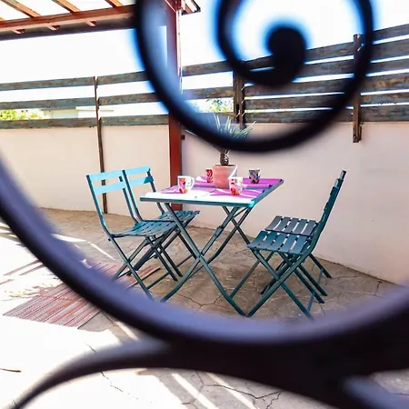 Stone With A Terrace Vakantiehuis San Remo