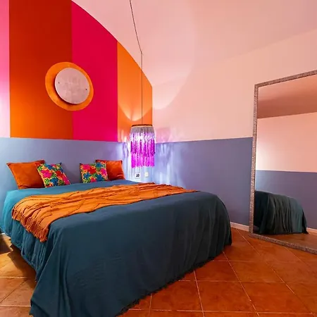 Vakantiehuis Stone With A Terrace *