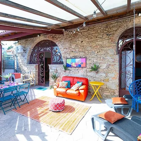 Stone With A Terrace Vakantiehuis *